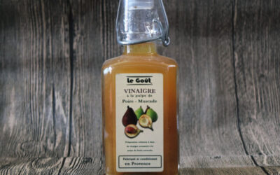 Carré de porc au vinaigre de poire et poires fruits