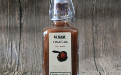 Pressé de crabe et homard, petit mesclun au vinaigre de cacao